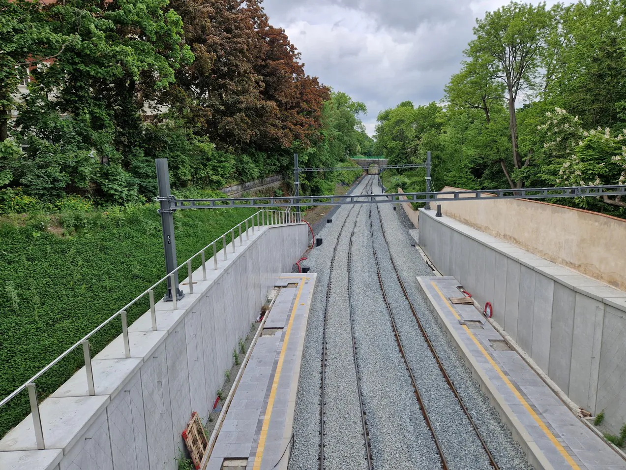 Vizualizace nové podzemní stanice Praha-Dejvice