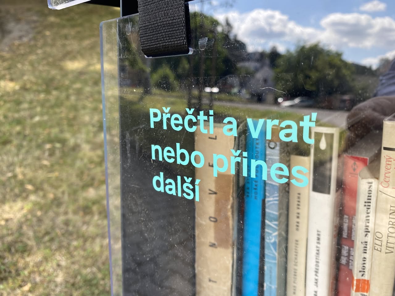 KnihoBudka Praha 6 Liboc komunitní knihovna sdílení knih