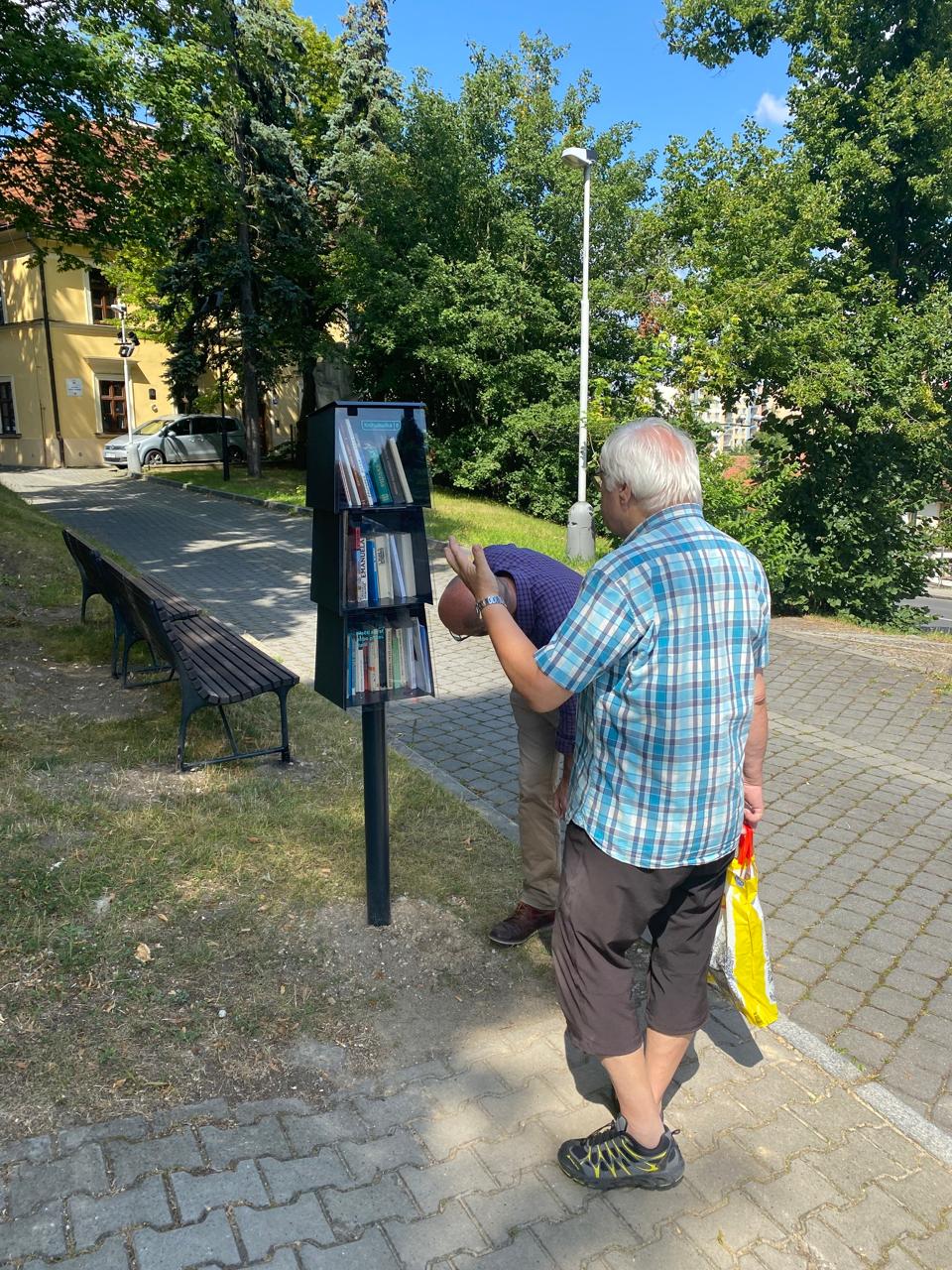 KnihoBudka Praha 6 Liboc komunitní knihovna sdílení knih