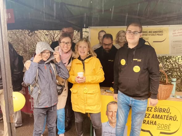 Tým Praha 6 sobě na Trzích na Kulaťáku